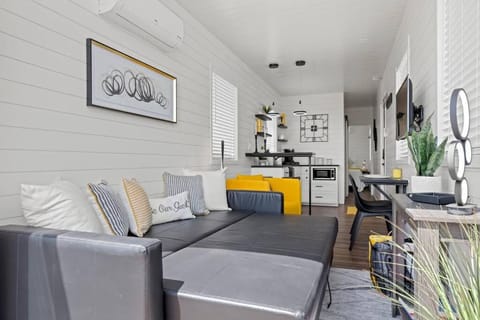 New The Yellow Beacon-Luxury Shipping Container House in Fredericksburg