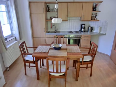 Ferienwohnung H 25 "Tausendschön" Condo in Müritz