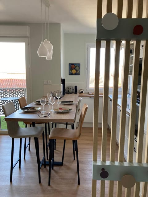 App'Art Frida & Oskar - 2 ch - Quartier calme & central - Terrasse - Grand confort - Wifi HD - 600m Grands Buffets Eigentumswohnung in Narbonne