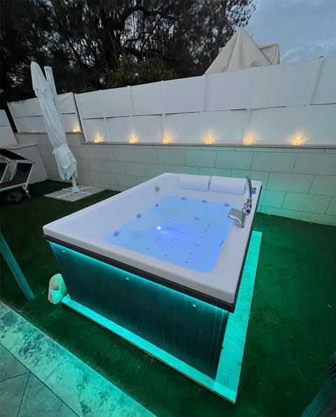 Hot Tub