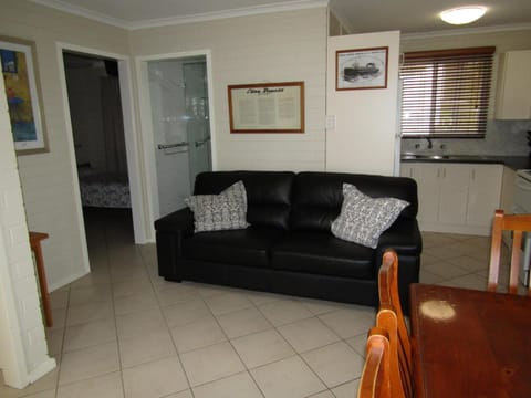 Clan Ranald Holiday Unit 1 Apartment in Edithburgh