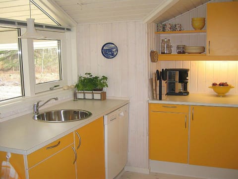 Holiday Home Niglæs - 700m from the sea in NE Jutland by Interhome House in Västra Götaland County