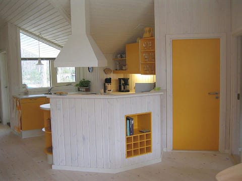 Holiday Home Niglæs - 700m from the sea in NE Jutland by Interhome House in Västra Götaland County