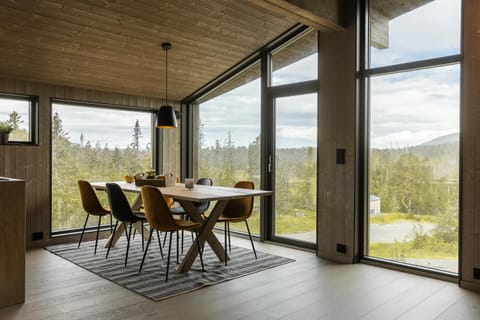 Moderne hytte på Norefjell House in Viken, Norway