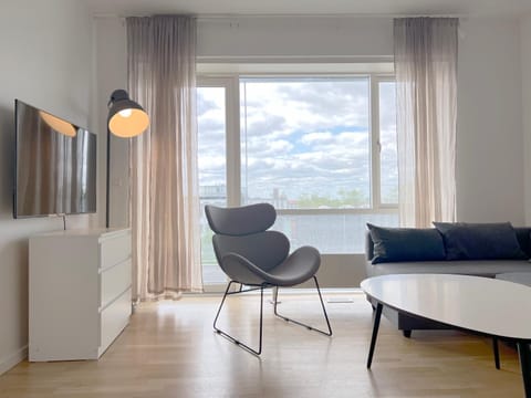 3 Bedroom Apartment At Margretheholmsvej With Balcony Near The Opera House And The City Center Condo in Copenhagen