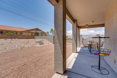 Beautiful Bullhead City Home Rental with Yard! Casa in Bullhead City