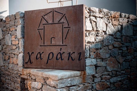 XARAKI Traditional Houses Apartment hotel in Folegandros Municipality