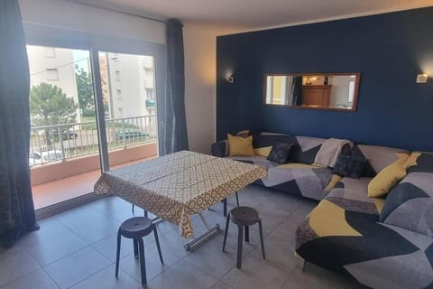 Appartement proche Bastia avec grand Parking Apartment in Bastia