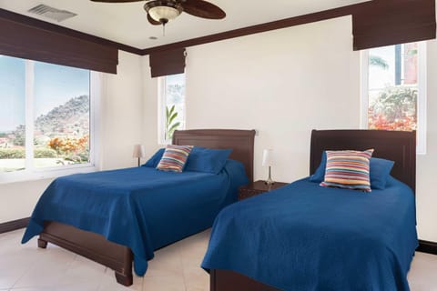 Luxury, ocean view, 3-bedroom condo @ Los Sueños Condo in Herradura