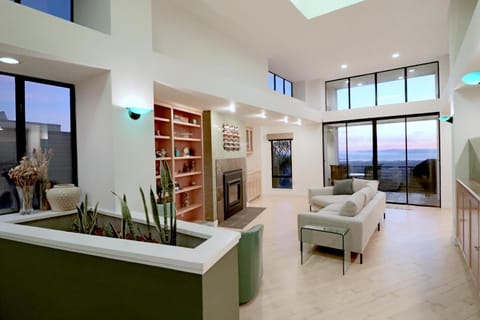 Luxurious Hillside Home Wac & Gorgeous Sf Views! Casa in Oakland