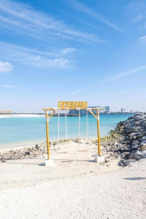 Beach Dream - a luxury 1 bedroom apartment with direct beach access Condo in Ras al Khaimah