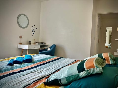 Snowqueen Hotel Apartment Paris-Disney Condominio in Chelles