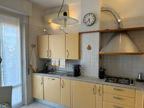 Kitchen or kitchenette, dishwasher, minibar, pet friendly, stove