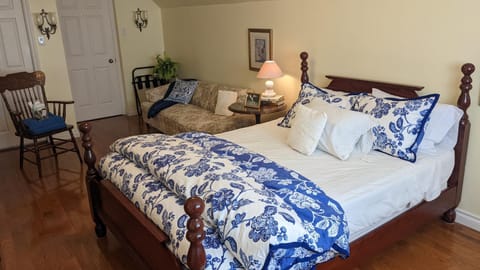 Greater Toronto B&B Bed and Breakfast in Oakville