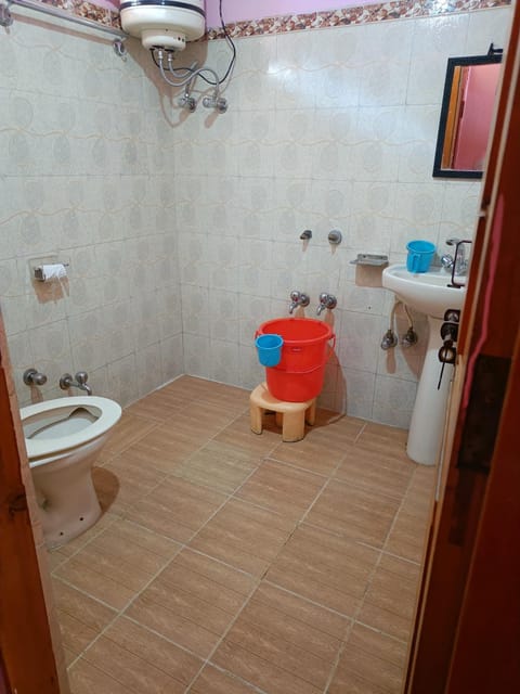 Toilet, Bathroom