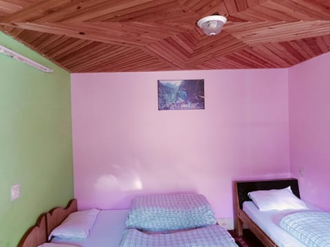 HIMGIRI HOTEL DHARALI (HARSHIL) Hotel in Uttarakhand