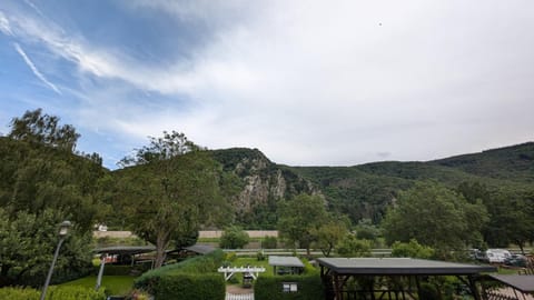 View (from property/room), View (from property/room), Living room, Dining area, Garden view, Landmark view, Mountain view, Mountain view, River view, River view