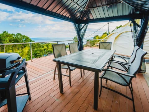 BBQ facilities, Balcony/Terrace