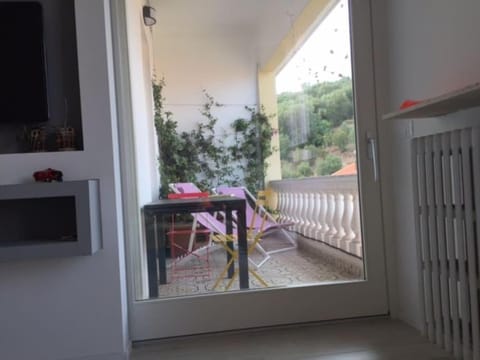 Glicine Apartment in Celle Ligure