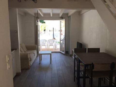 T3 en duplex avec grande piscine Apartment in Anglet