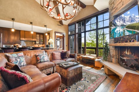 Deer Valley Penthouse, Walk to hiking and biking House in Park City
