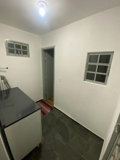 739 Casa 1 · Casa1 - 2 dorm, otima local ,Wi-Fi,Note,Gar, pet House in Campinas