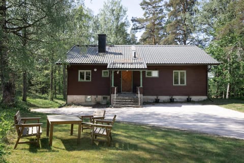 Property building, Spring, Day, Natural landscape