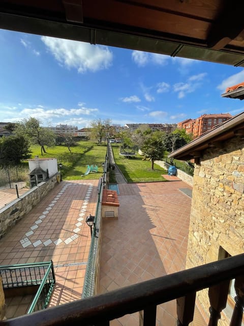 View (from property/room), Balcony/Terrace