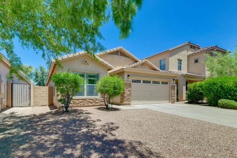 San Tan Valley Home Extended Stays Welcome! House in San Tan Valley
