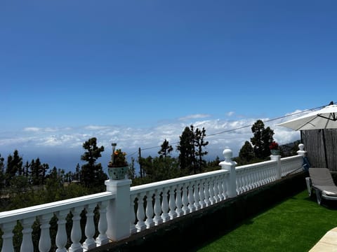 Natural landscape, Balcony/Terrace, Sea view