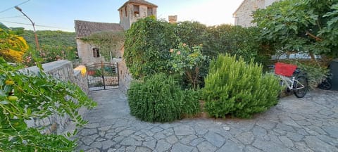 Stone House with garden Laganini House in Šibenik