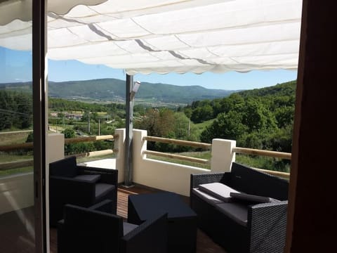 Natural landscape, View (from property/room), Balcony/Terrace