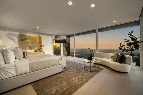 Modern Muse Maison in Beverly Hills