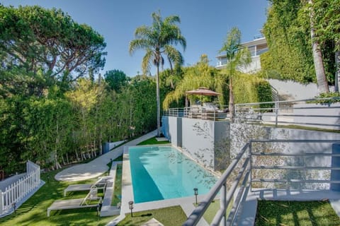 Villa Lareira Villa in West Hollywood