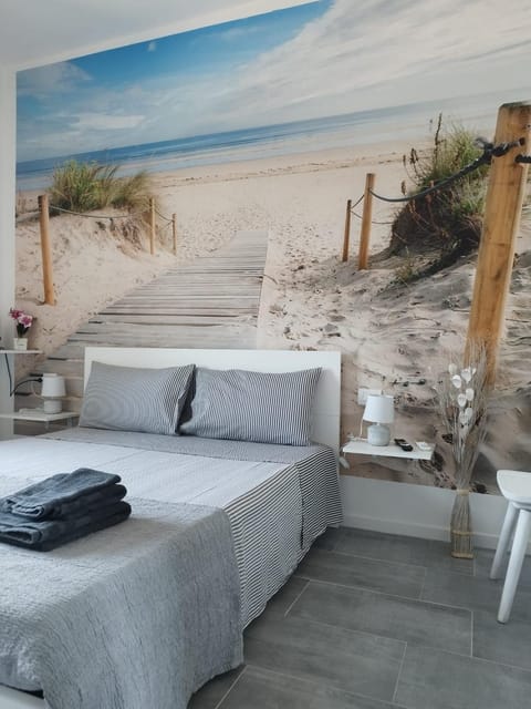 Bed, Natural landscape, Living room, Photo of the whole room, Beach, Bedroom, Sea view