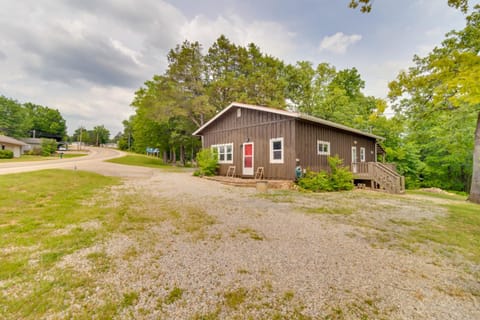 Henderson Vacation Rental Less Than 1 Mi to Norfork Lake! Casa in Henderson