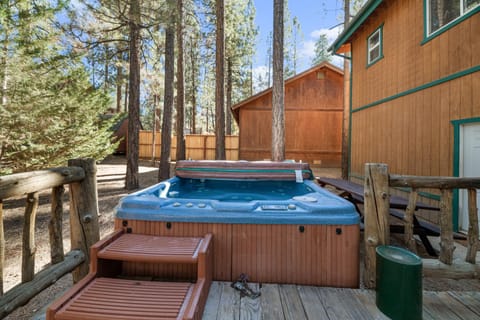 Patio, Spring, Day, Summer, Hot Tub