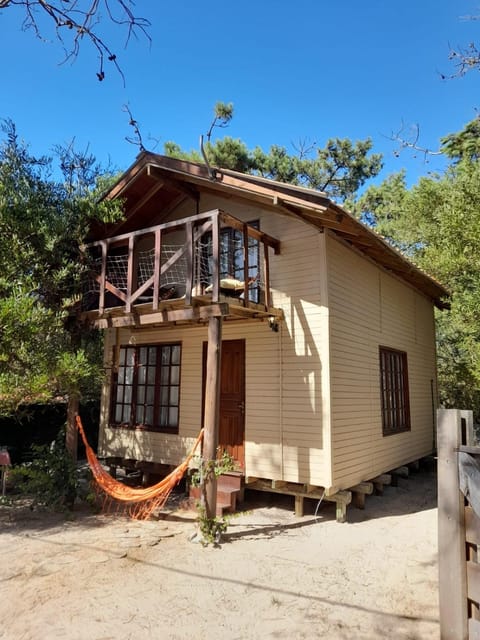 El Mirar House in Canelones Department, Uruguay