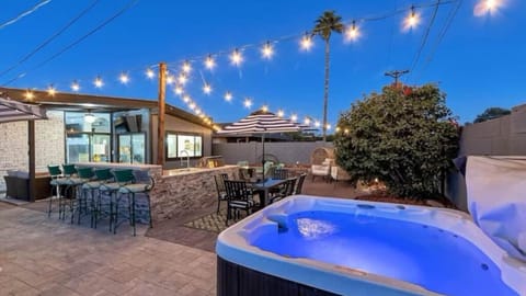 Patio, Hot Tub