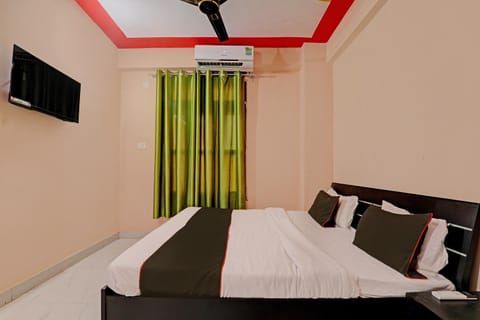 OYO Flagship Hotel Manju Heights Hotel in Lucknow