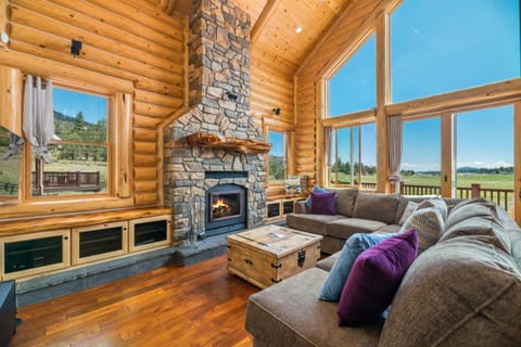 Living room, Seating area, flat iron