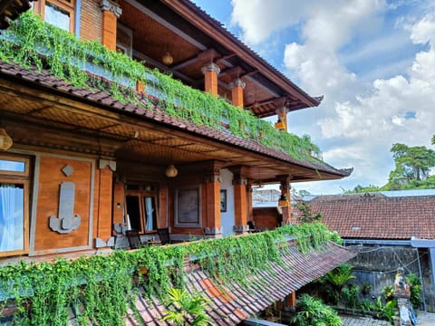 Property building, Balcony/Terrace