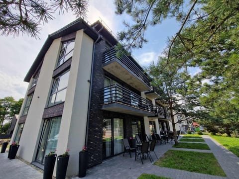 Property building, Garden view