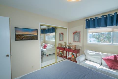 Lakefront Deep Water - Water and Wilderness Views from every Room! Casa in Big Bear