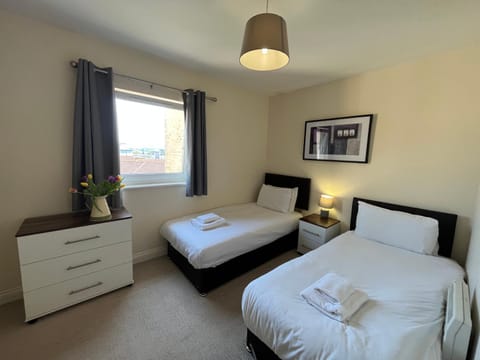 Two Bed Flat White Star Place Apartment in Southampton