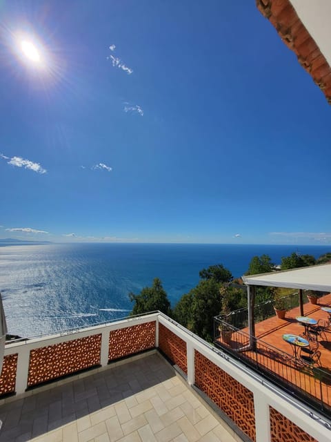 View (from property/room), Balcony/Terrace