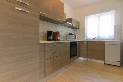 New Villa Seve II with pool, near the town center, 3km from the beach Villa in Medulin