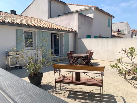 Patio, Balcony/Terrace, Dining area