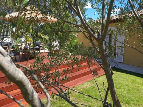 Patio, Garden view