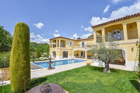 Property building, Pool view, Swimming pool